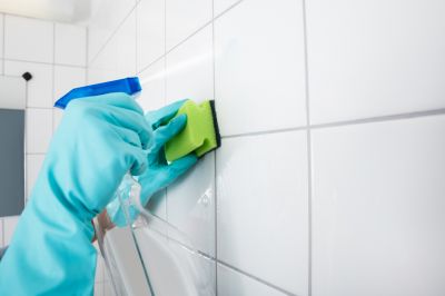 Signs Your Wall Tiles Need Deep Cleaning